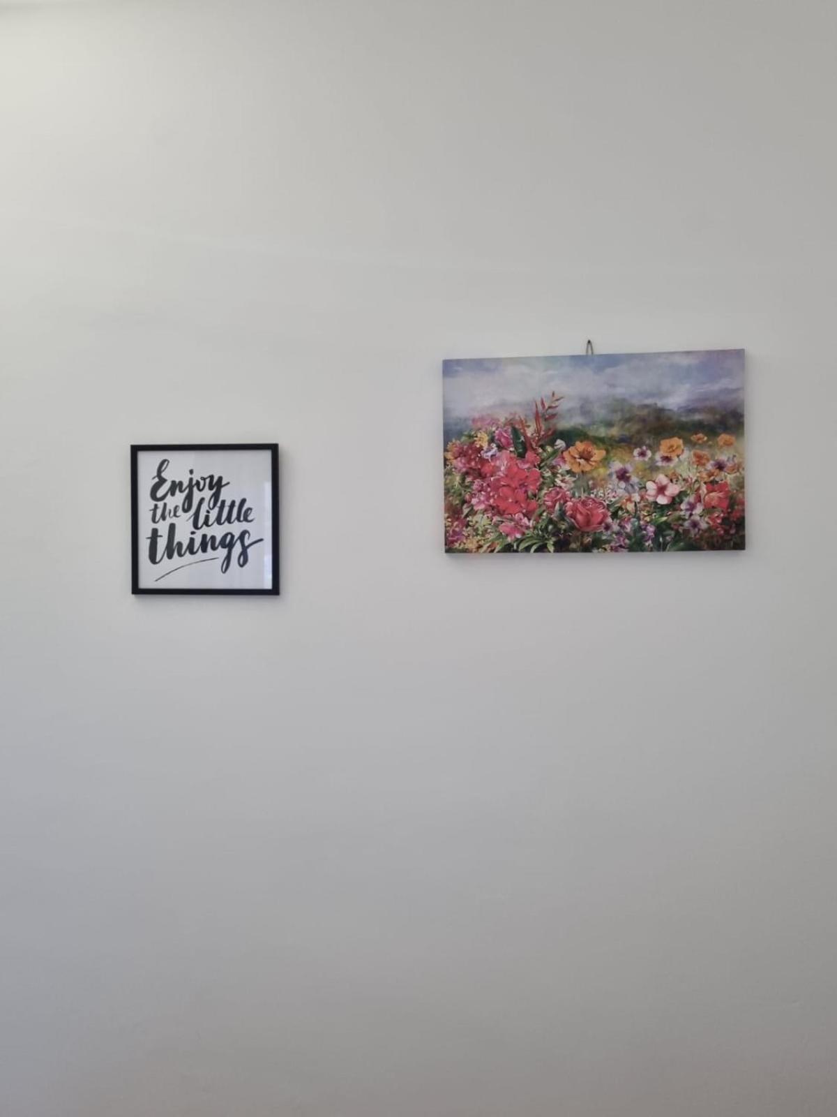 House & Free Parking By Perry-holiday Appartement